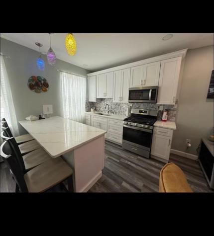 4410-4412 Bergenline Avenue Union City NJ 07087