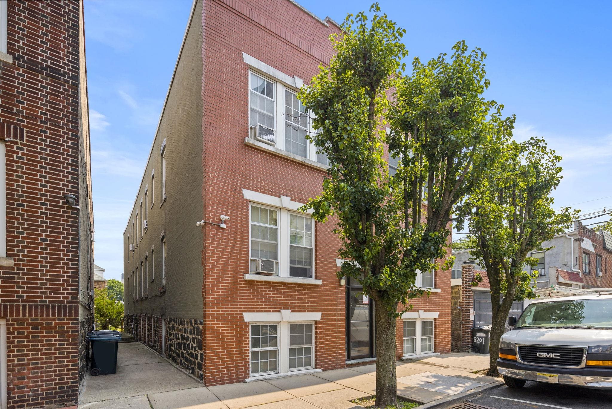 508 82nd Street North Bergen NJ 07047