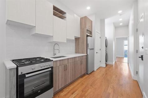 282 Baldwin Avenue Jersey City NJ 07306