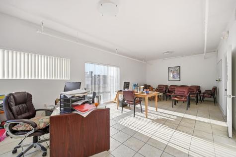 354 Avenue C Bayonne NJ 07002