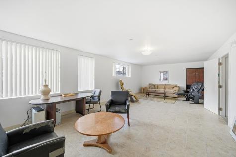 354 Avenue C Bayonne NJ 07002