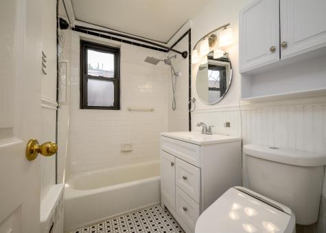 67 West 48th Street Bayonne NJ 07002