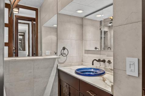 380 Mountain Road Union City NJ 07087