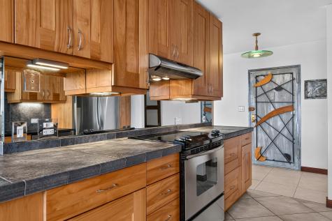 380 Mountain Road Union City NJ 07087