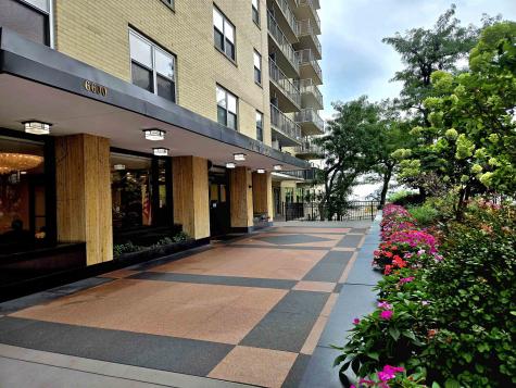6600 Boulevard East West New York NJ 07093