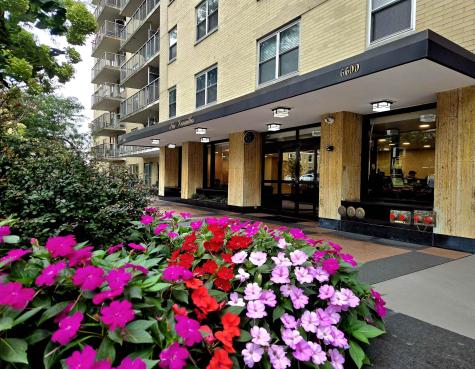 6600 Boulevard East West New York NJ 07093