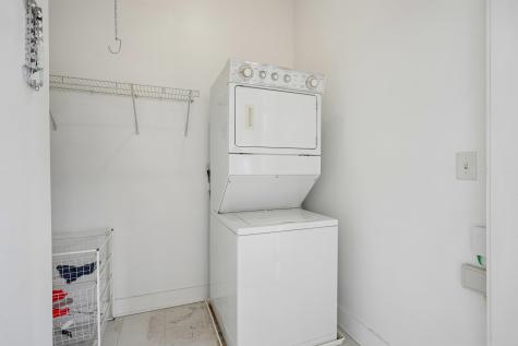 3 Greenwich Drive Jersey City NJ 07305