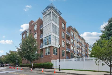 3 Greenwich Drive Jersey City NJ 07305