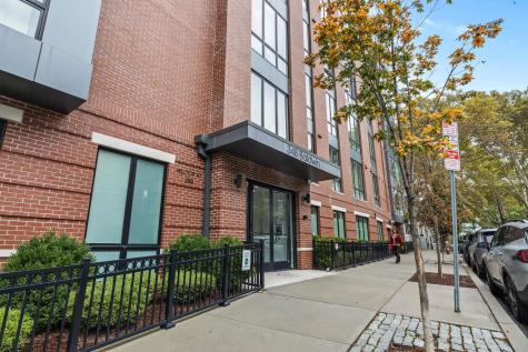 348 Baldwin Avenue Jersey City NJ 07306