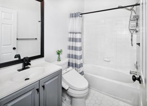 339 Oswego Court West New York NJ 07093