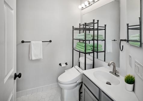 339 Oswego Court West New York NJ 07093
