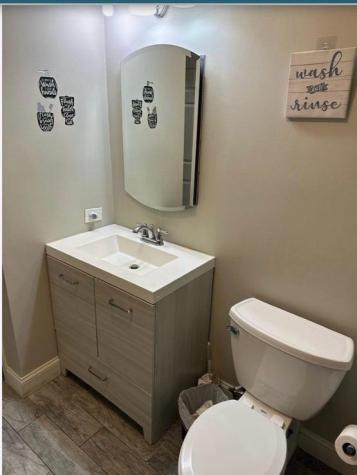 238 Harmon Cove Tower Secaucus NJ 07094