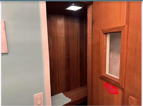 238 Harmon Cove Tower Secaucus NJ 07094