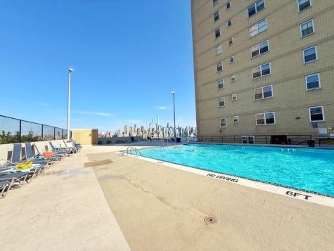 6600 Boulevard East West New York NJ 07093