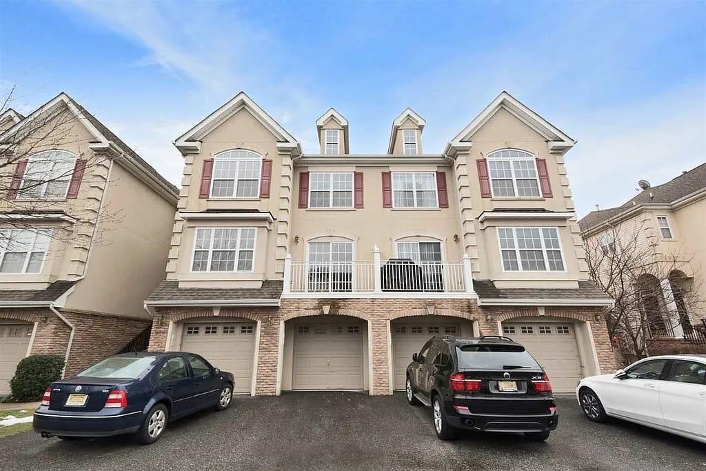 187 Blue Heron Drive Secaucus NJ 07094