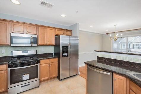 187 Blue Heron Drive Secaucus NJ 07094