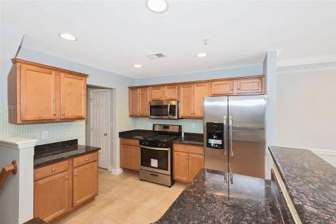 187 Blue Heron Drive Secaucus NJ 07094