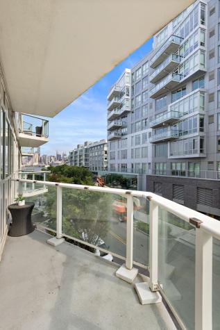 800 Avenue At Port Imperial Weehawken NJ 07086