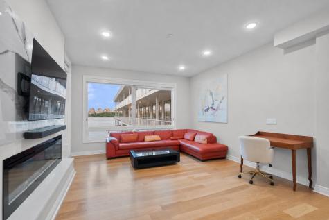 3 Somerset Lane Edgewater NJ 07020