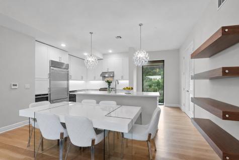 3 Somerset Lane Edgewater NJ 07020