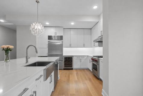 3 Somerset Lane Edgewater NJ 07020