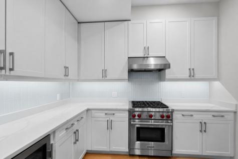 3 Somerset Lane Edgewater NJ 07020