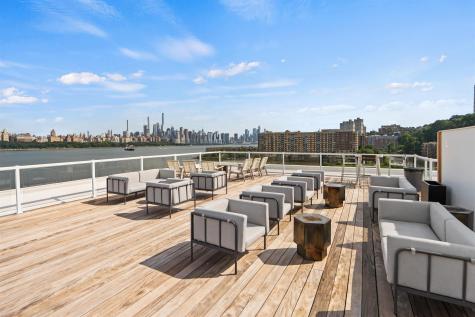 3 Somerset Lane Edgewater NJ 07020