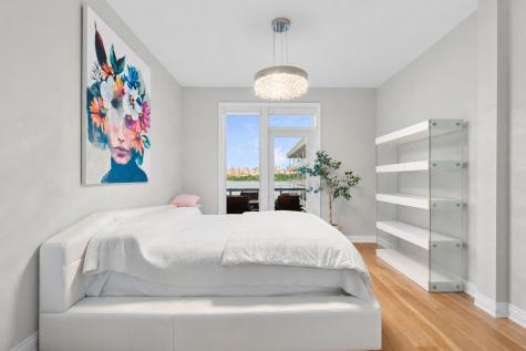 3 Somerset Lane Edgewater NJ 07020