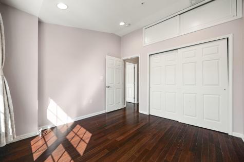382 Kingston Court West New York NJ 07093