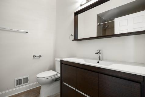 382 Kingston Court West New York NJ 07093