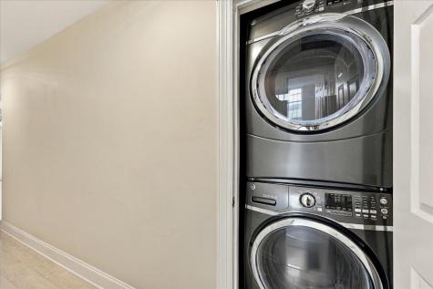 206 Shearwater Court West Jersey City NJ 07305