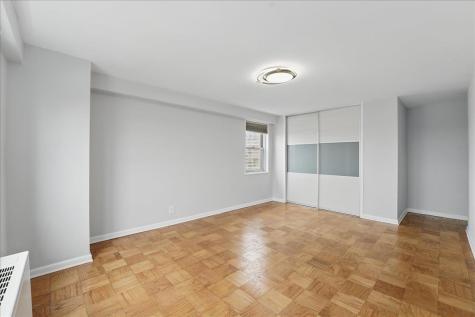 6600 Boulevard East West New York NJ 07093