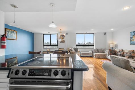 100 Manhattan Avenue Union City NJ 07087