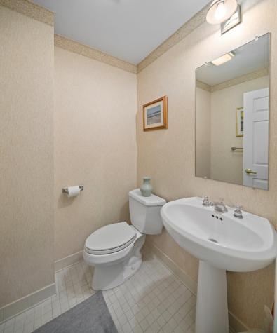 208 Shearwater Court West Jersey City NJ 07305