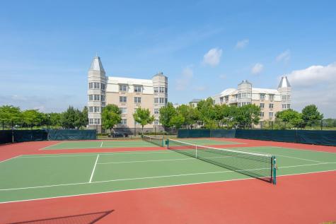 208 Shearwater Court West Jersey City NJ 07305