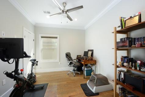 102 Poplar Street Jersey City NJ 07307