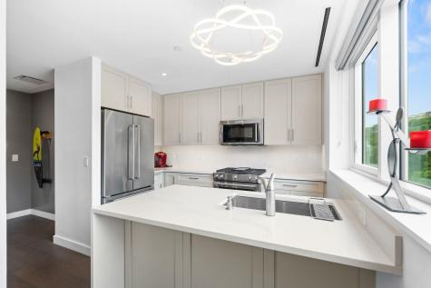 800 Avenue At Port Imperial Weehawken NJ 07086