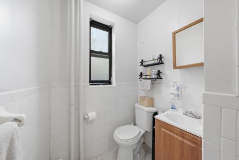 429 Fairmount Avenue Jersey City NJ 07306