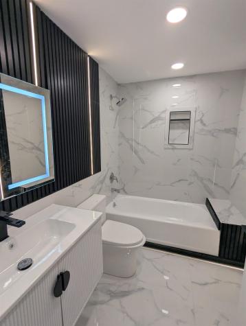 1740 Harmon Cove Tower Secaucus NJ 07094