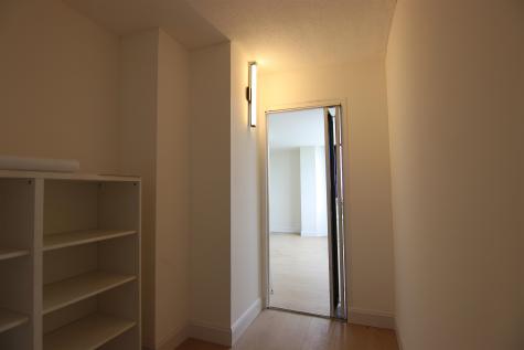 1740 Harmon Cove Tower Secaucus NJ 07094