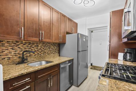 6600 Boulevard East West New York NJ 07093