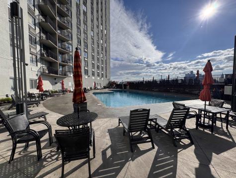 100 Manhattan Avenue Union City NJ 07087