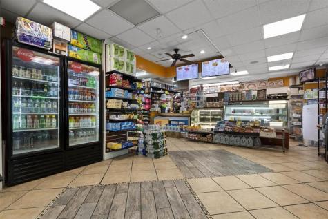 100 Manhattan Avenue Union City NJ 07087