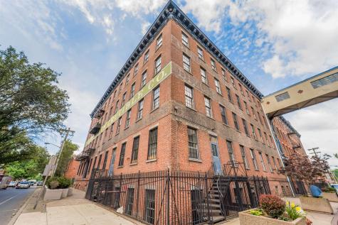 227 Christopher Columbus Drive Jersey City NJ 07302