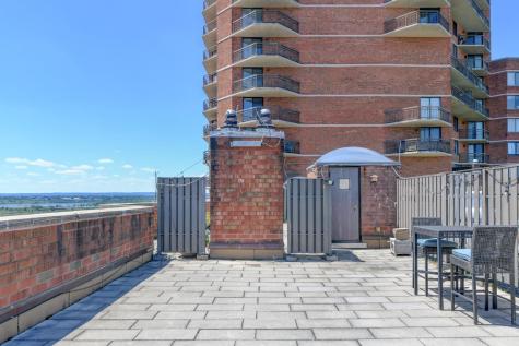 1528 Harmon Cove Tower Secaucus NJ 07094