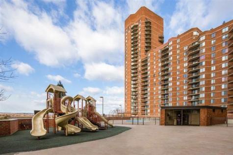 1528 Harmon Cove Tower Secaucus NJ 07094