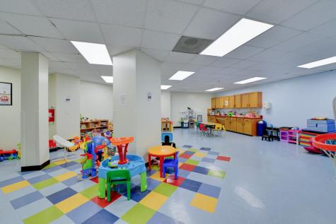 1528 Harmon Cove Tower Secaucus NJ 07094