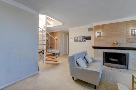 1528 Harmon Cove Tower Secaucus NJ 07094