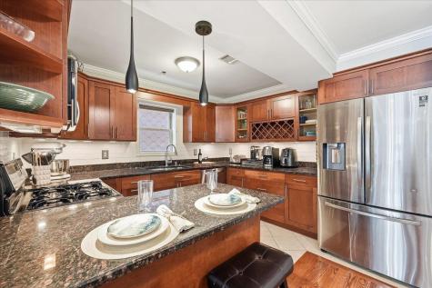 304 Palisade Avenue Union City NJ 07087