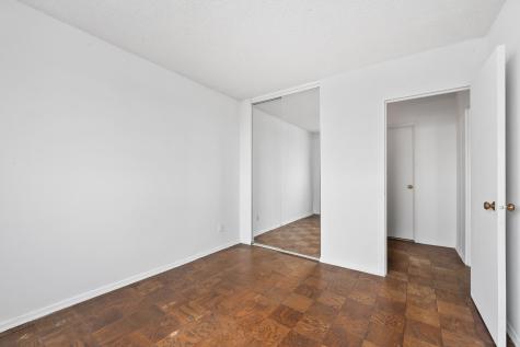 100 Manhattan Avenue Union City NJ 07087